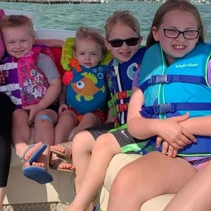 Meet your Posher, Amy